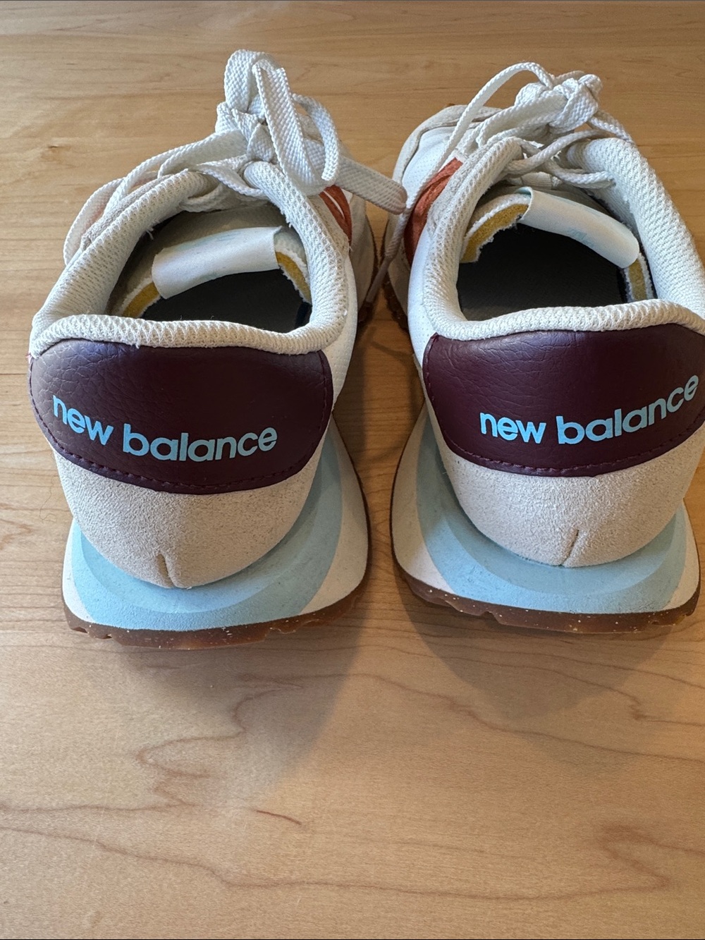 Women’s New Balance 237 Sneaker in the Sea Salt and Soft Copper, size 8 - Picture 5 of 7